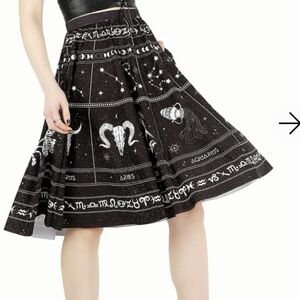 Blackmilk Clothing Star Signs Pocket Midi Skirt Size M